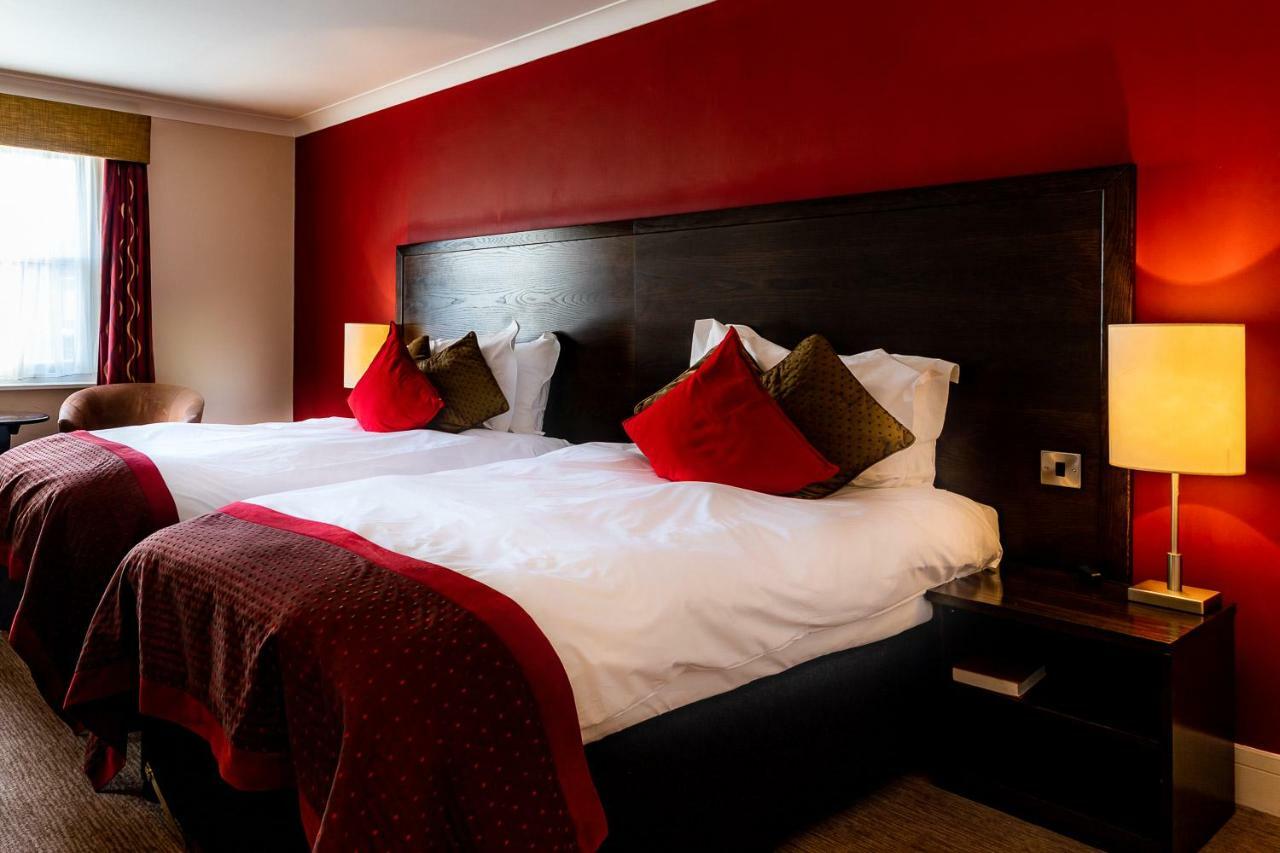 Rose And Crown Hotel 3*