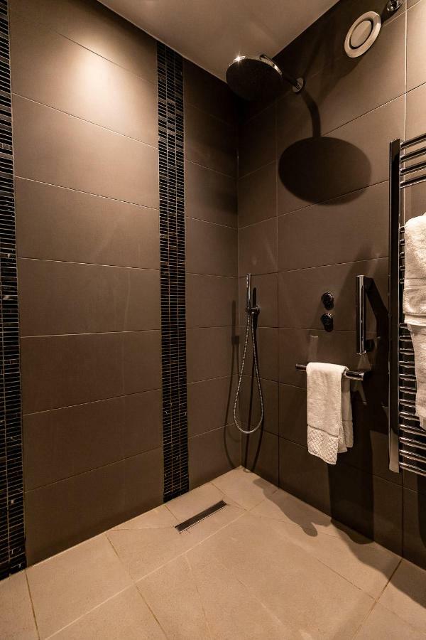 Rose And Crown Hotel 3*