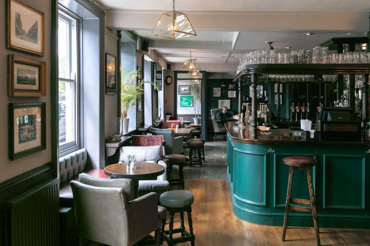 Rose And Crown Londen