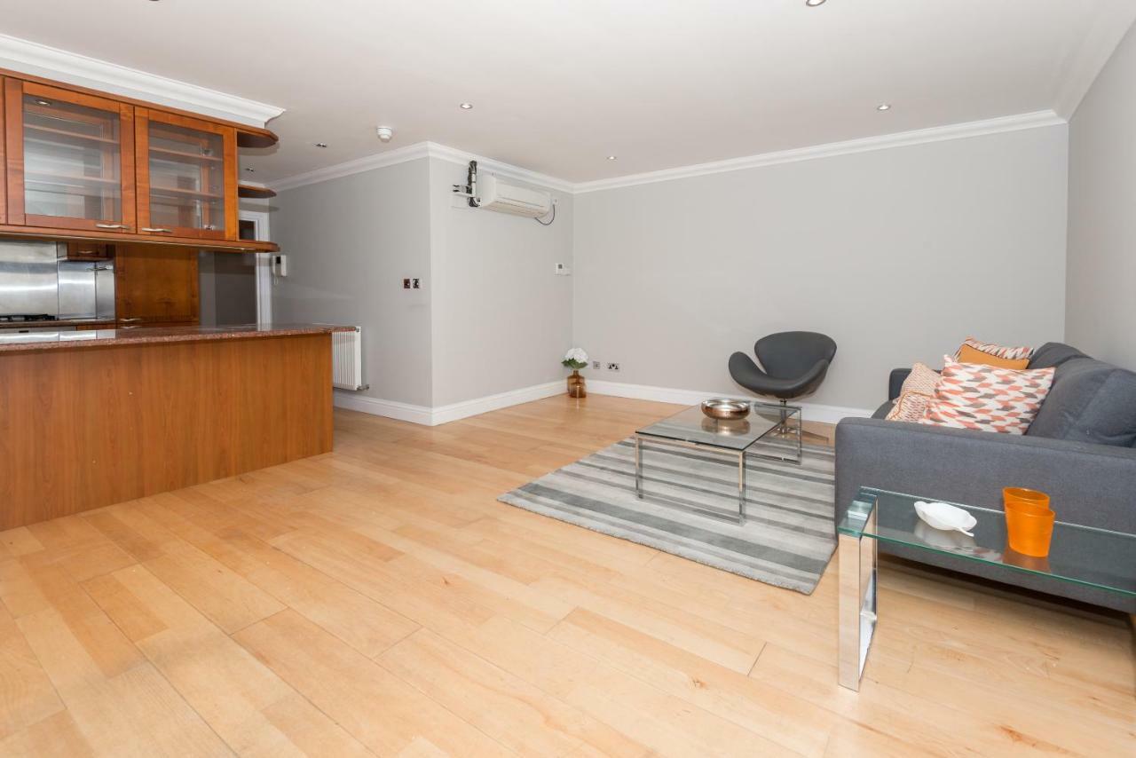 One Bedroom Hyde Park * Londen