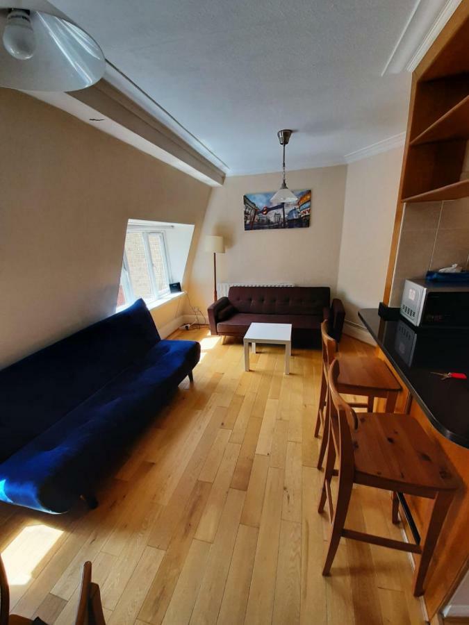Unique, Exciting And Yours 2rooms Trafalgar Square Leilighet *