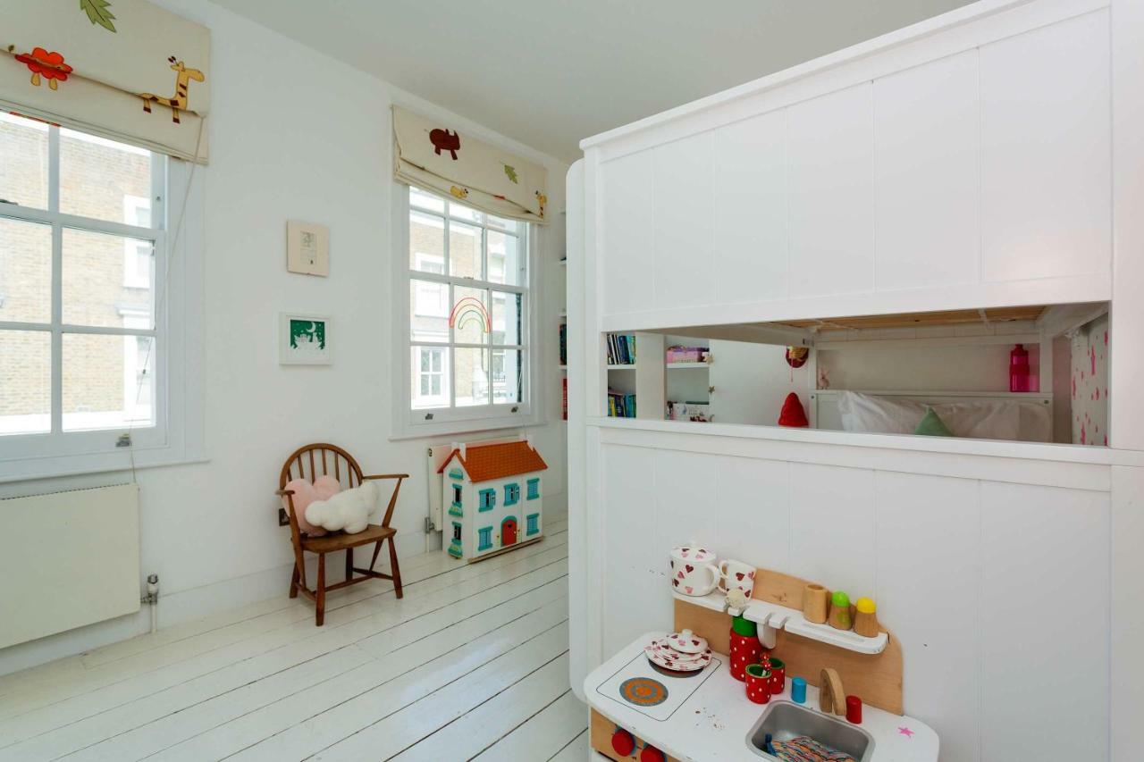 Сasa de vacaciones Veeve - Princedale Road Minimalism Londres