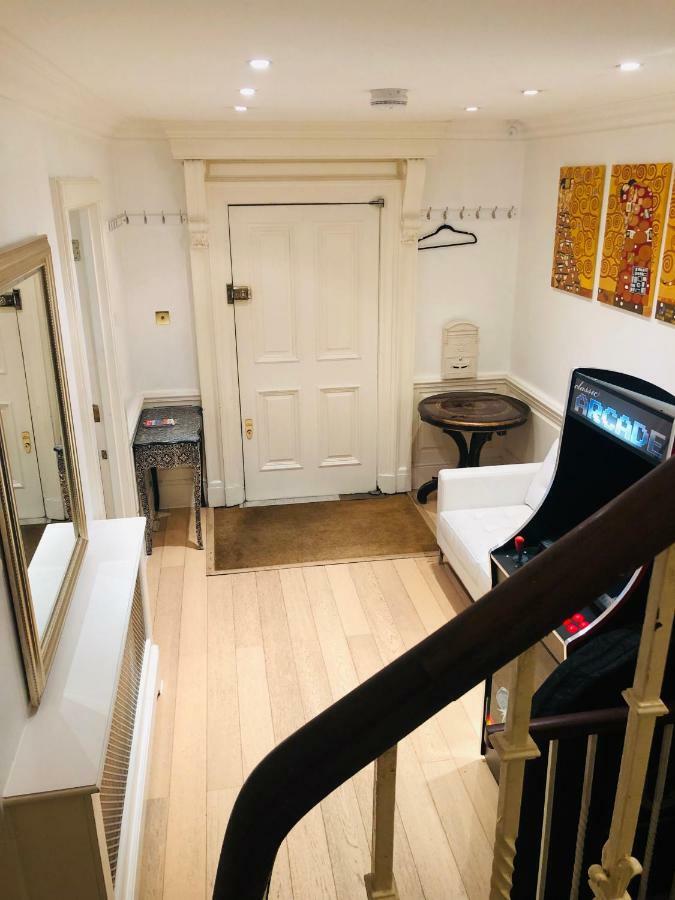 Piccadilly Circus Suites * Londen