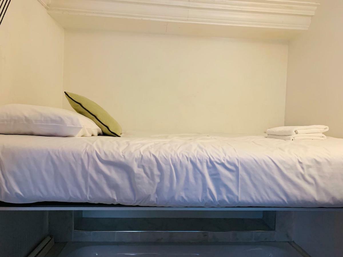 Piccadilly Circus Suites * Londen