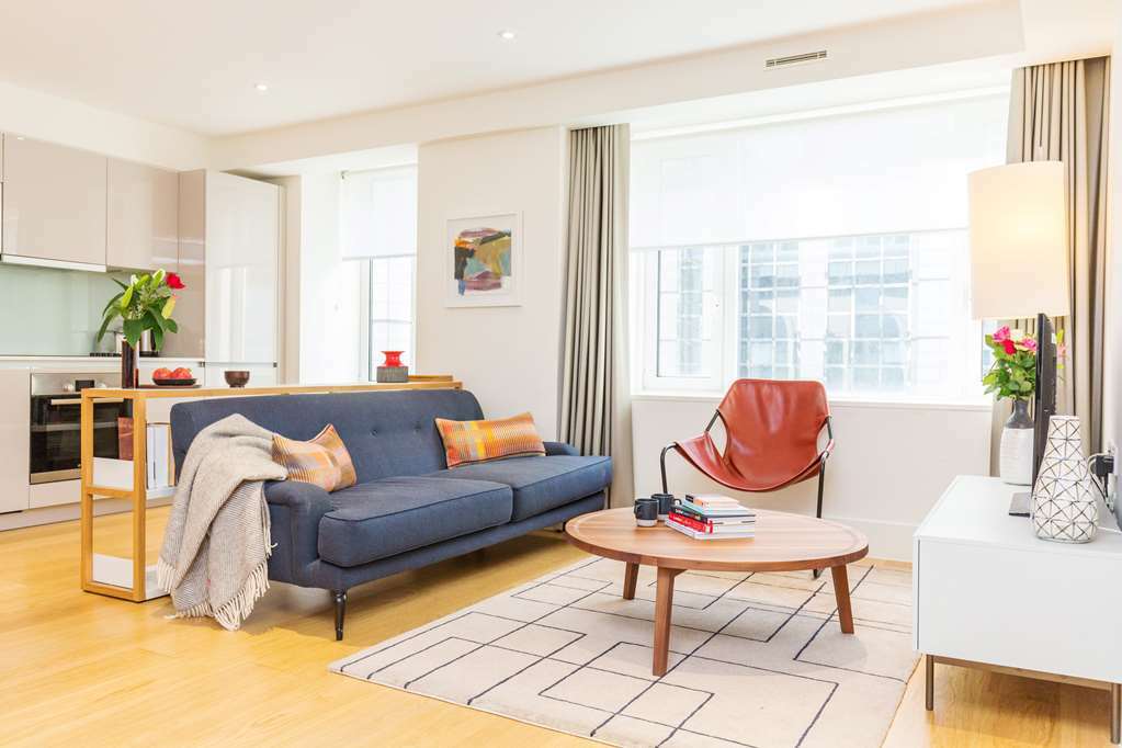 Native Tower Bridge Apartment *