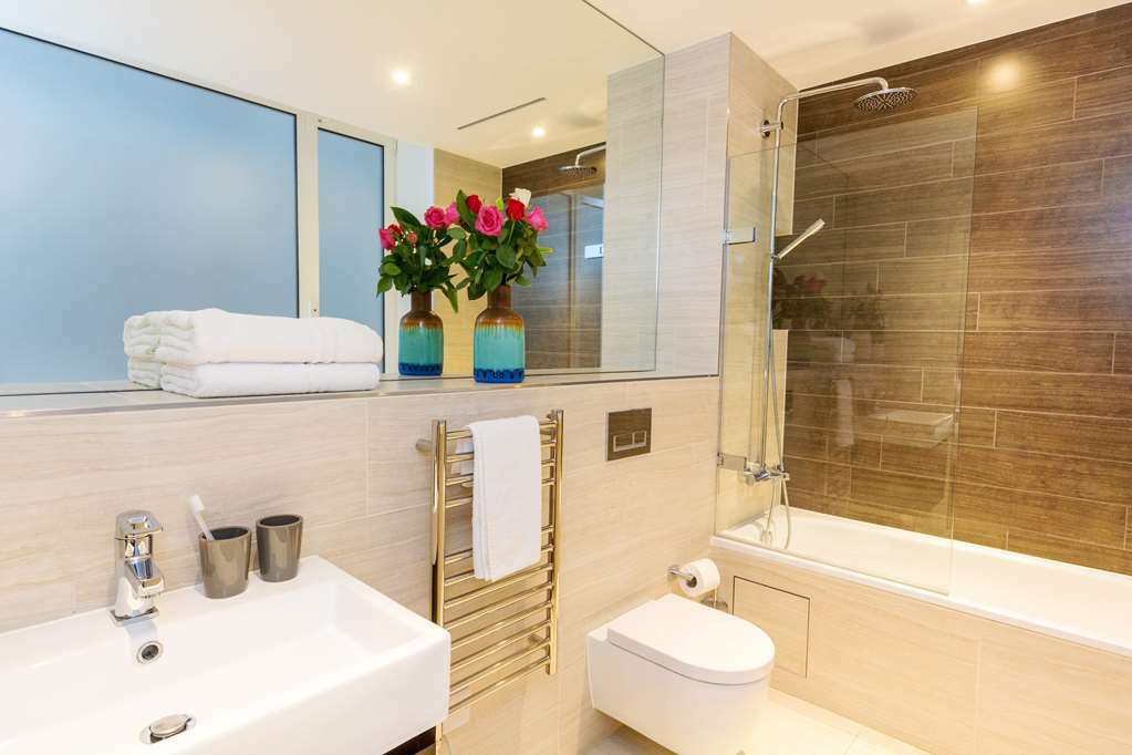 Native Tower Bridge Apartment *