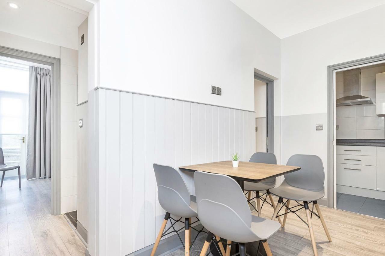 Apartment Prime. Vision. Living. *
