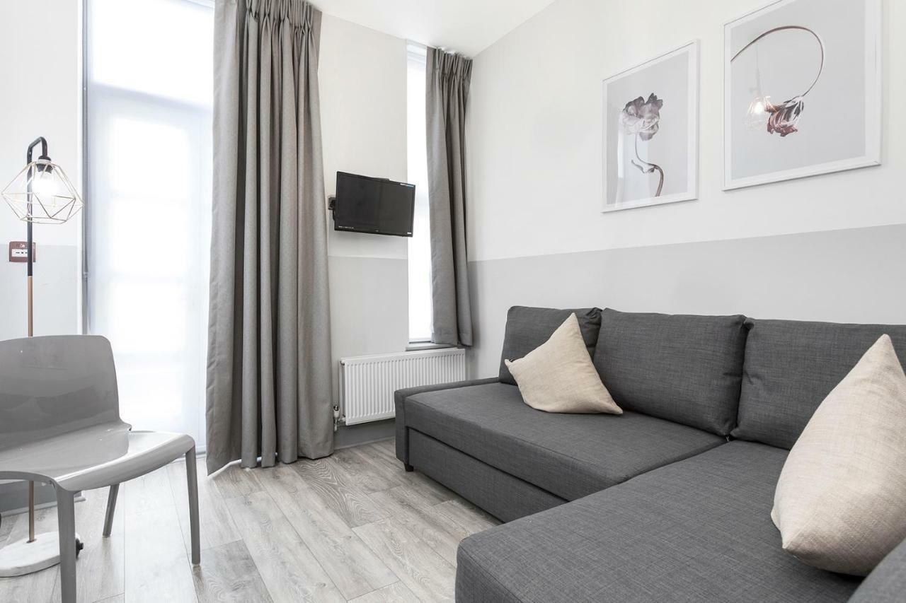 Apartment Prime. Vision. Living. *