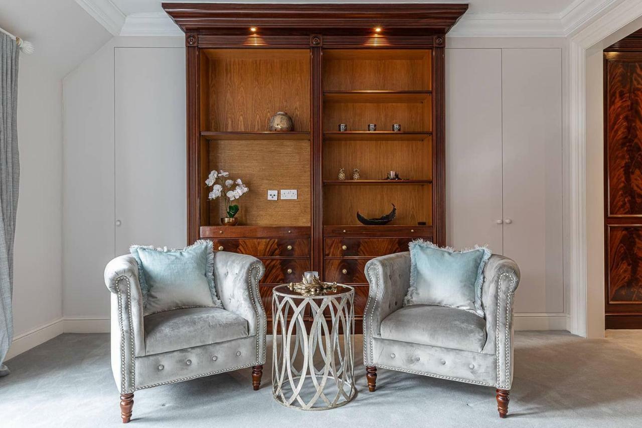 Holiday home Joivy Stunning 6-bed House Near Harrods In Knightsbridge *