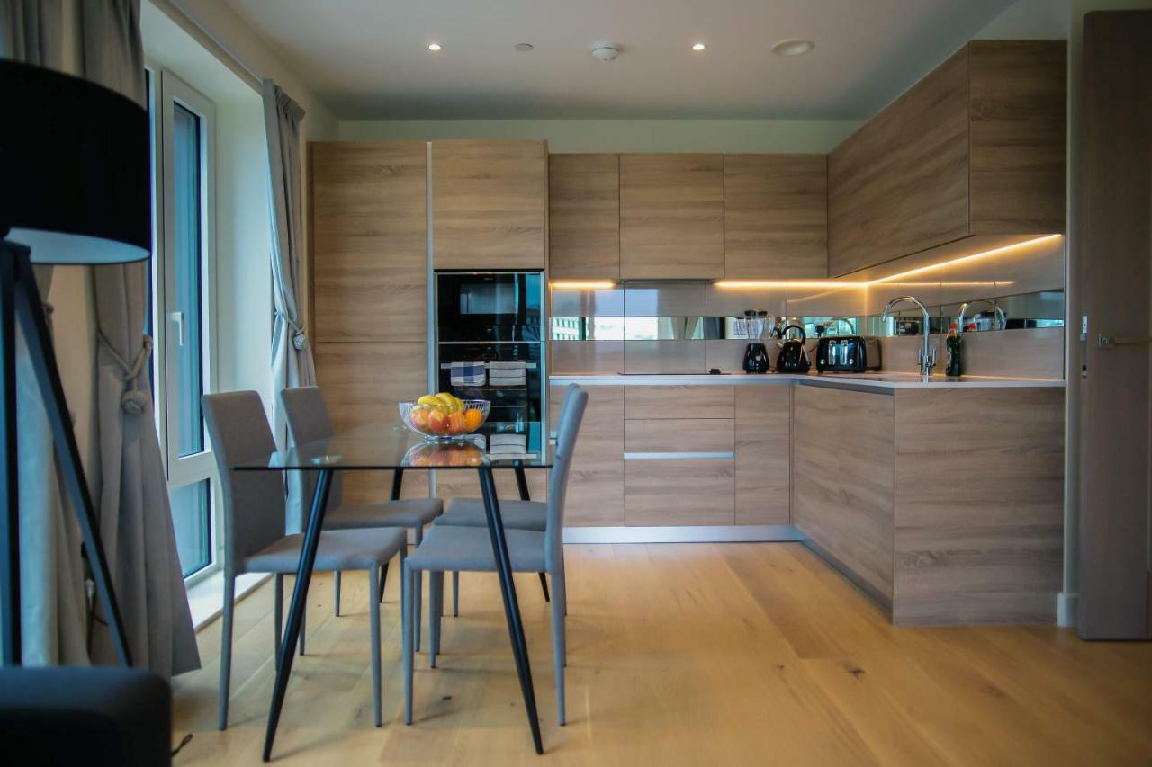 Leilighet Thames View 2 Bed With Balcony