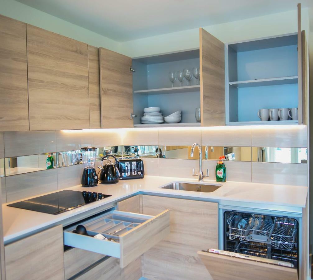 Leilighet Thames View 2 Bed With Balcony *