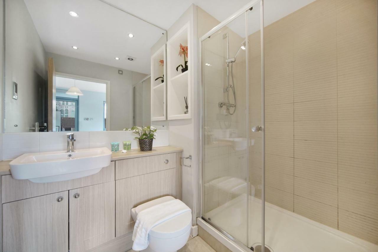 2 Bed Executive Penthouse Near Liverpool Street Free Wifi By Aparts Apartment
