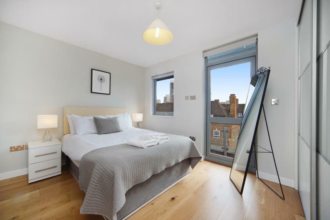 2 Bed Executive Penthouse Near Liverpool Street Free Wifi By Aparts * London