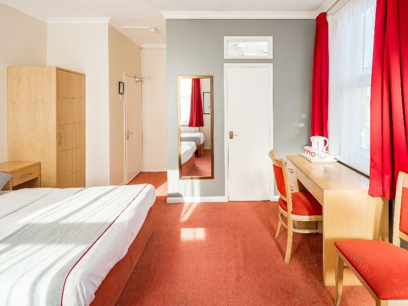 Hotel Oyo New Dome 3*