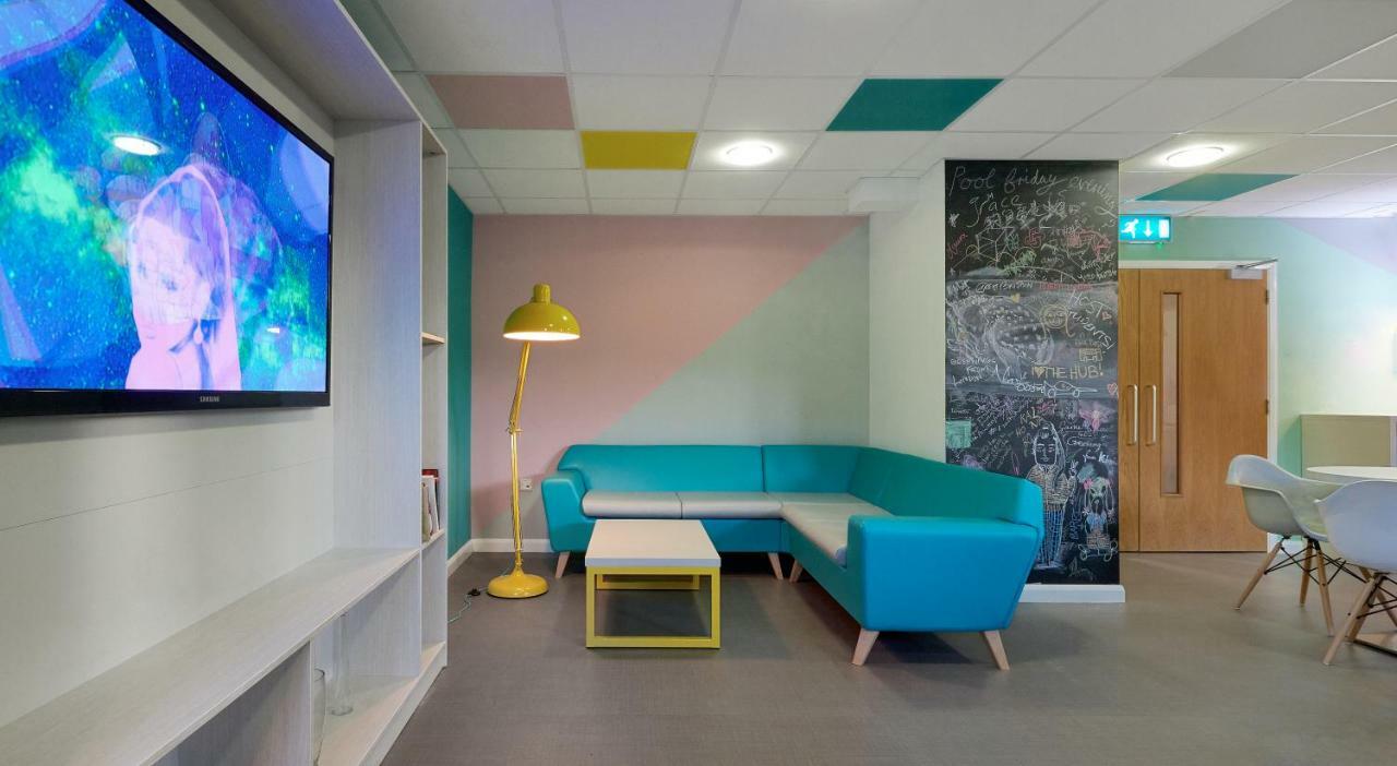 Hashtag Vauxhall Apartment London
