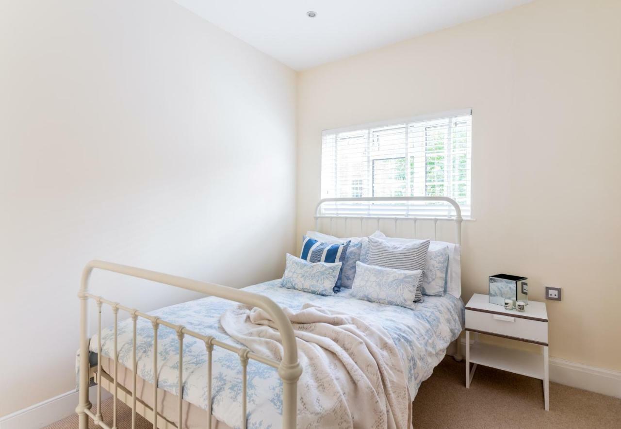 Logan Mews By Lime Street * Londres