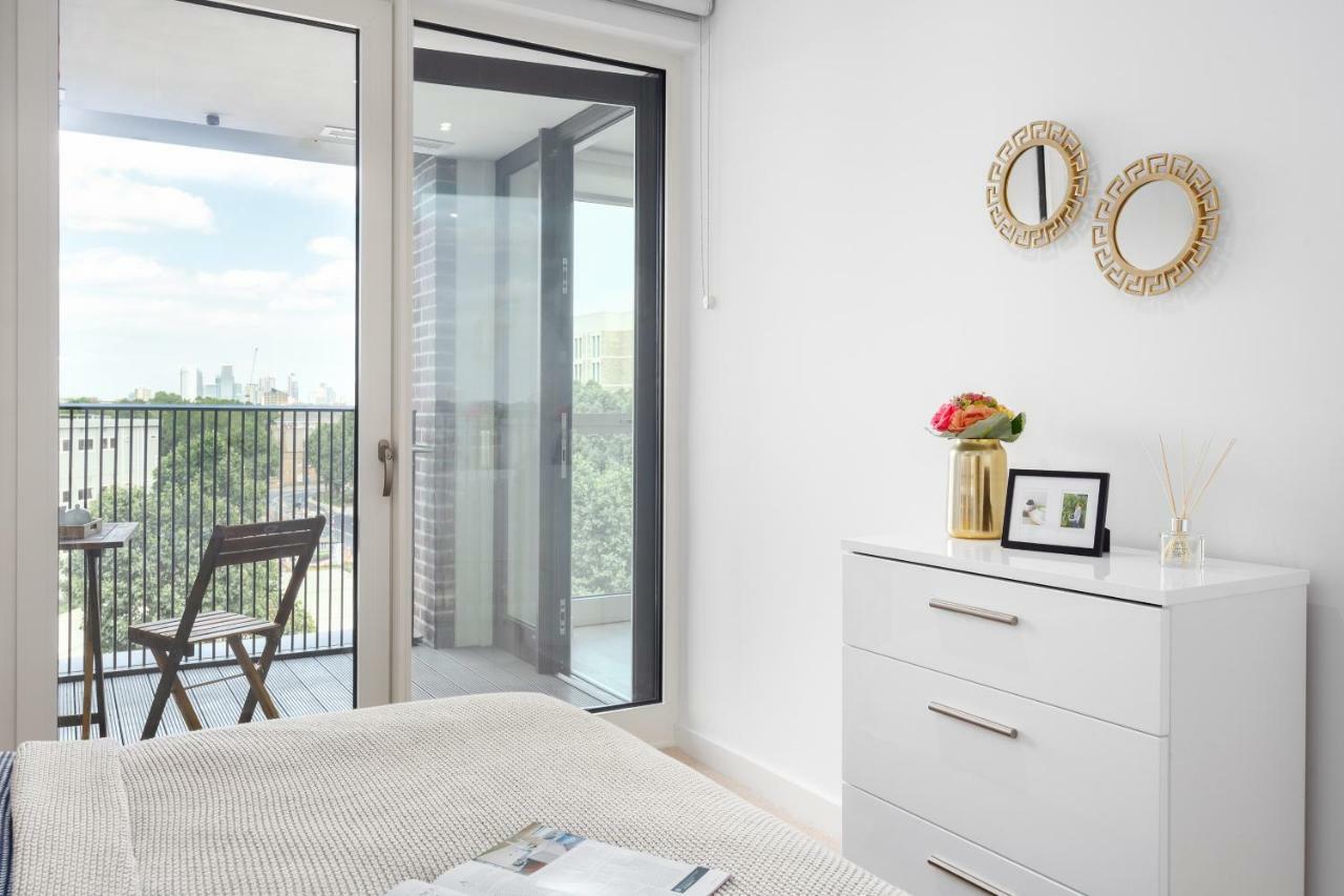 Apartment Two Bedroom Serviced With Balcony In Weymouth Building, Deacon Street