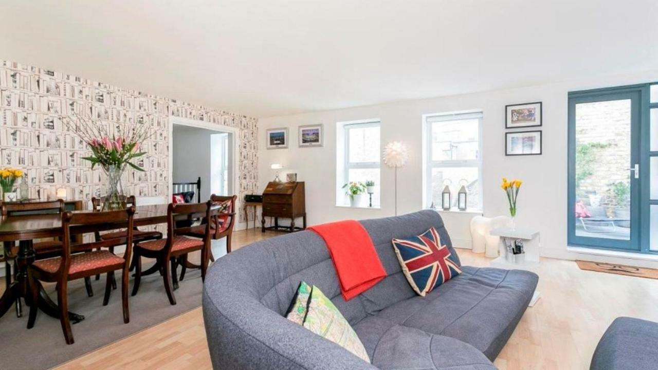 Ferienhaus Super Cool 2 Bedroom Split Level Duplex *