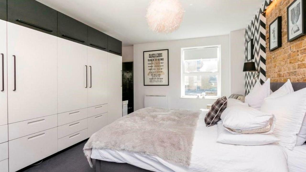 Super Cool 2 Bedroom Split Level Duplex Ferienhaus London