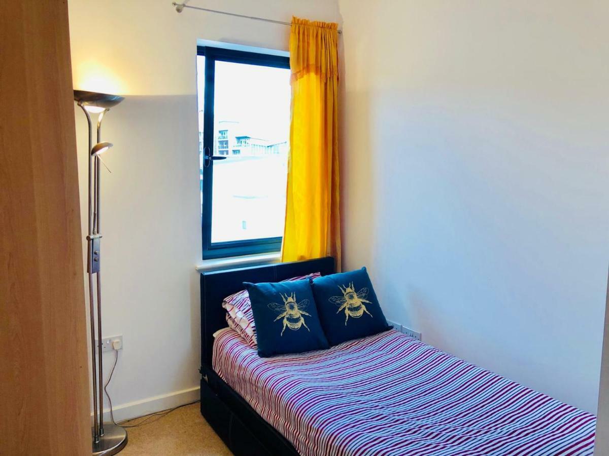 Apartment Nine Elms Reach