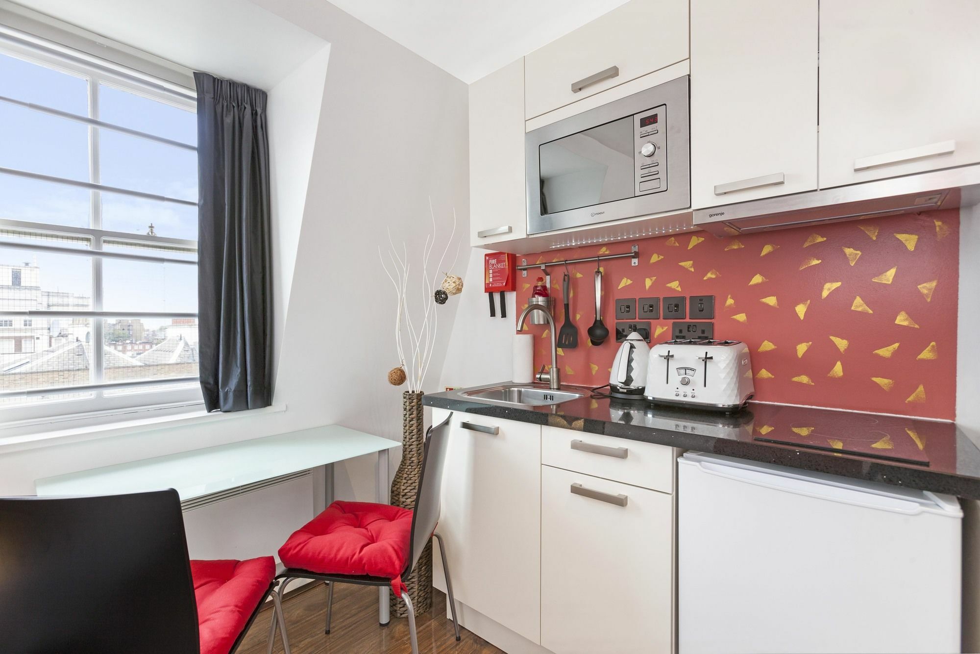 The Dome Notting Hill Apartment *
