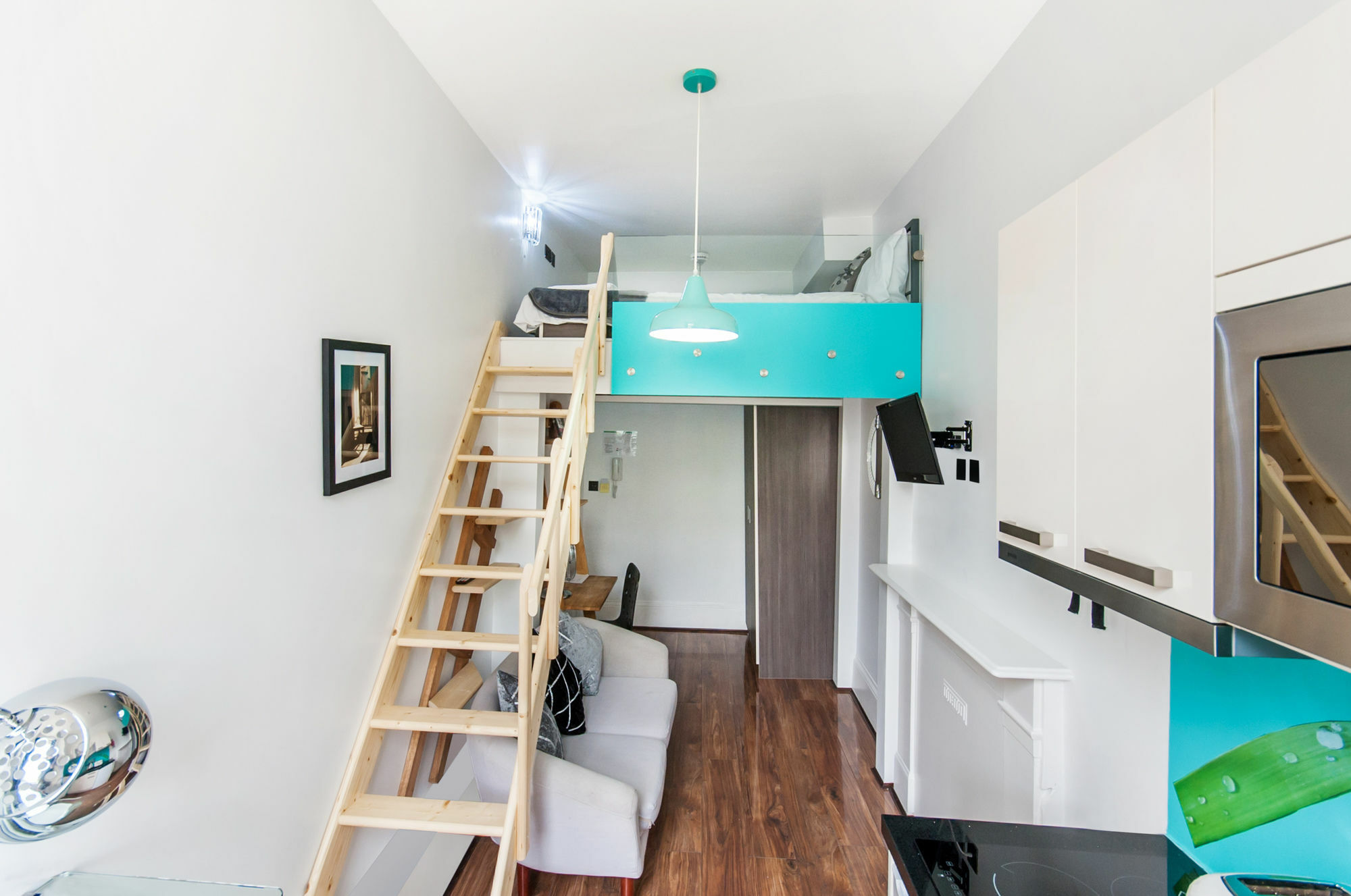The Dome Notting Hill Apartment
