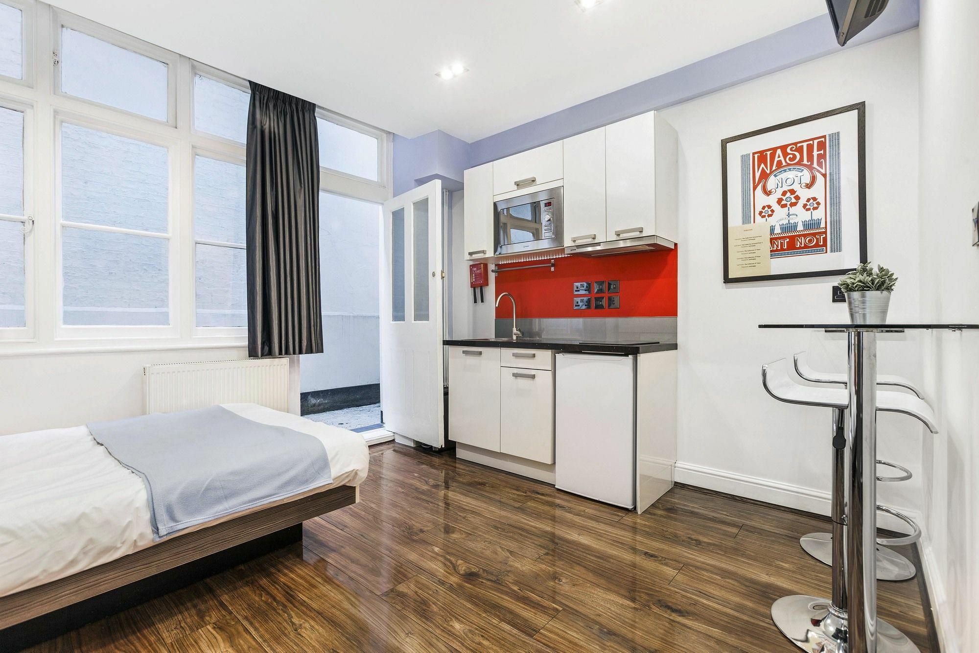 The Dome Notting Hill Apartment *