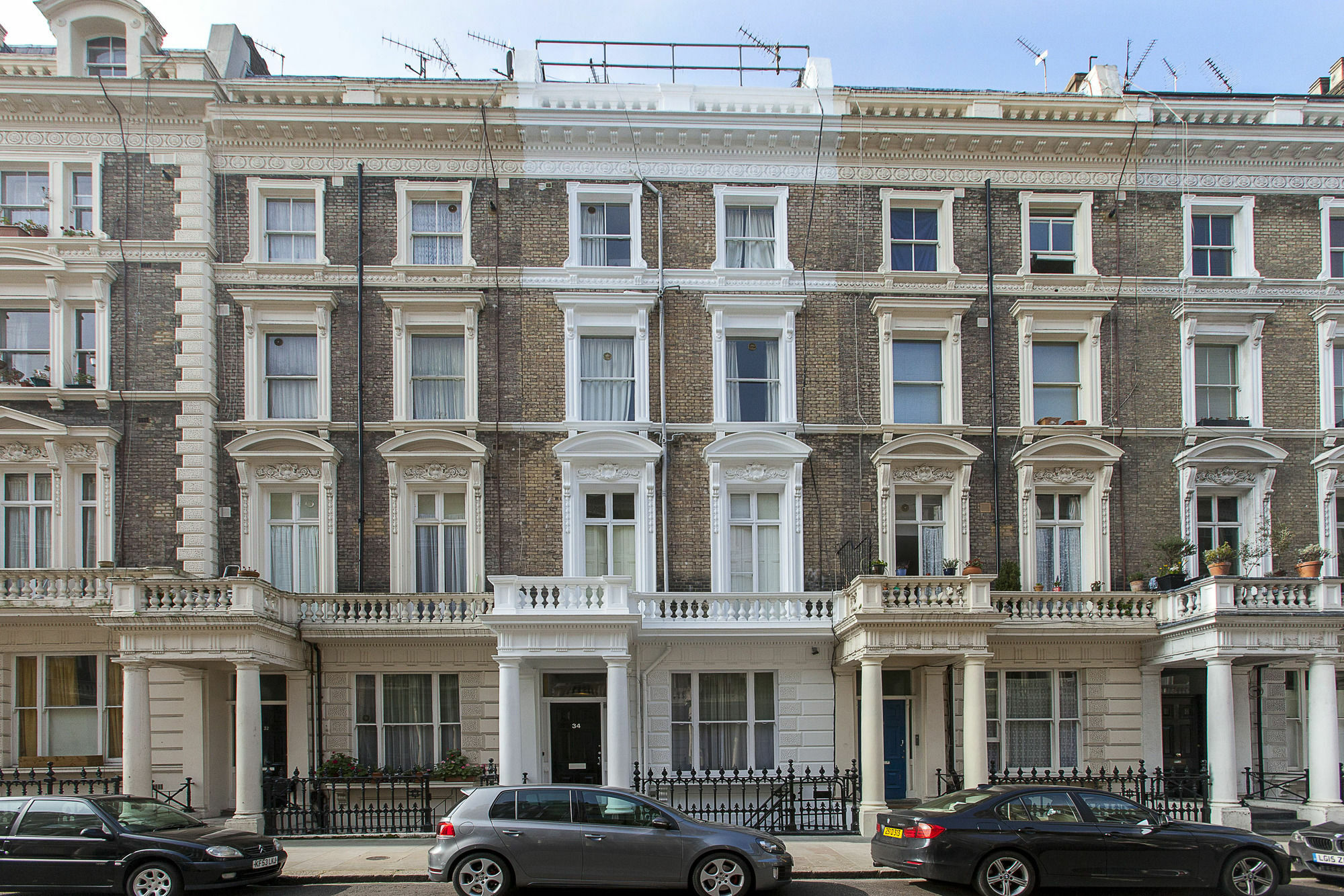 The Dome Notting Hill Apartment