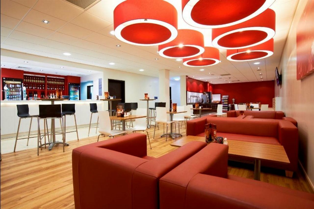Travelodge Vauxhall Hotel London
