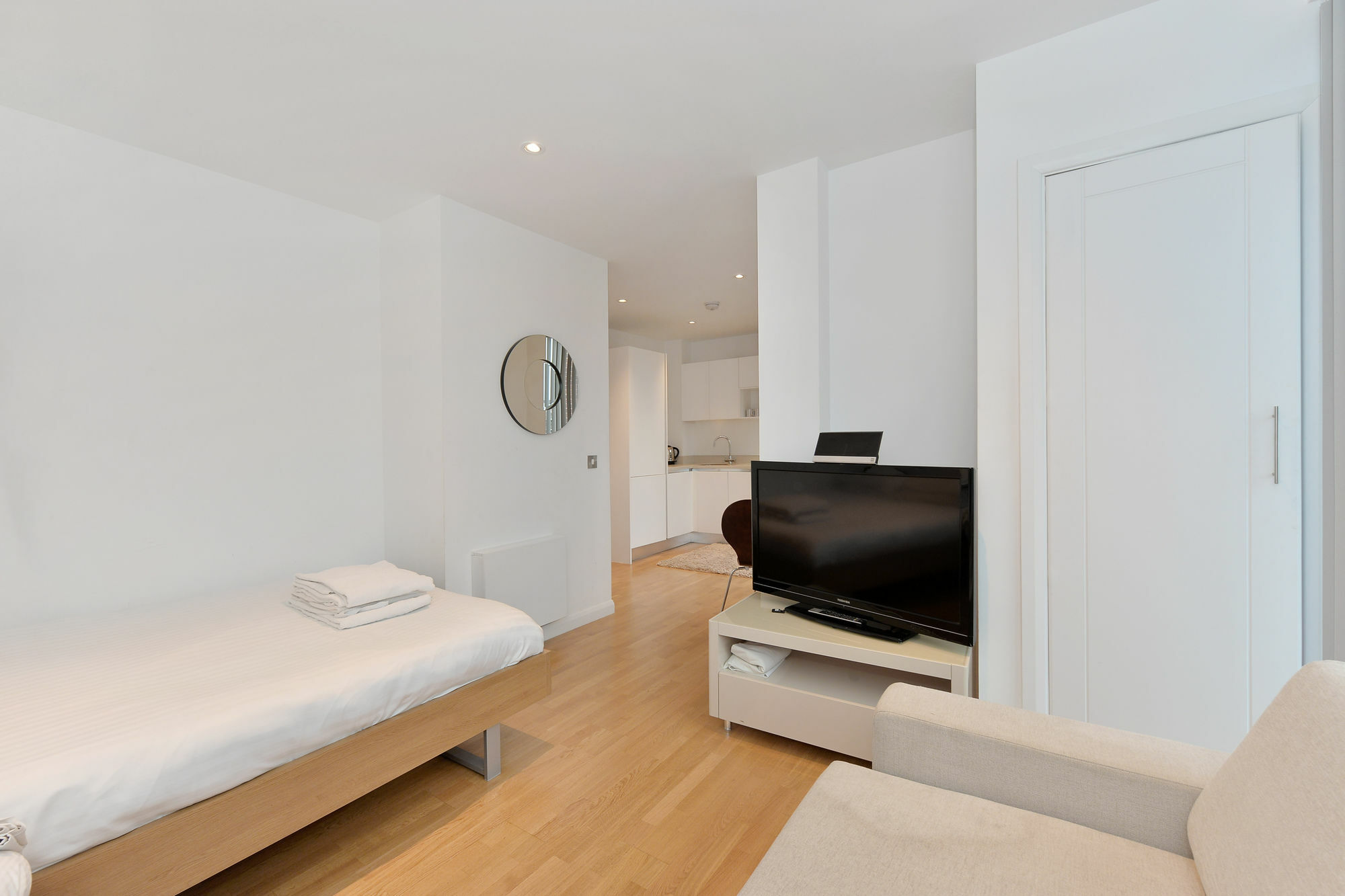 Apartment The Kensington Residencies London