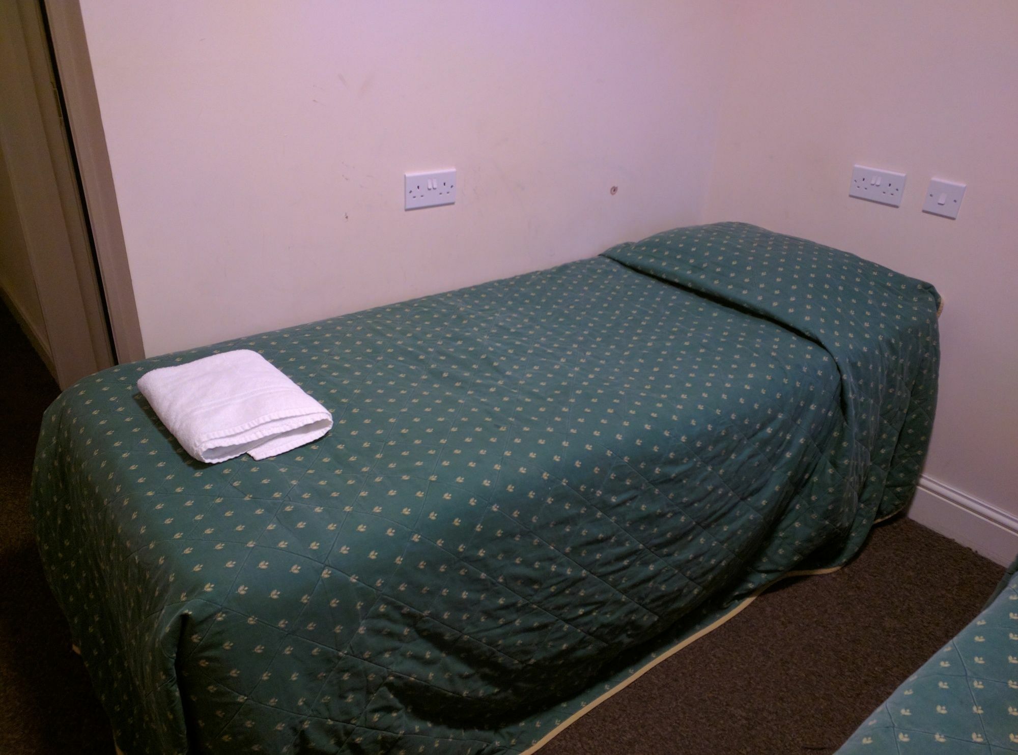 Guest house A To B London