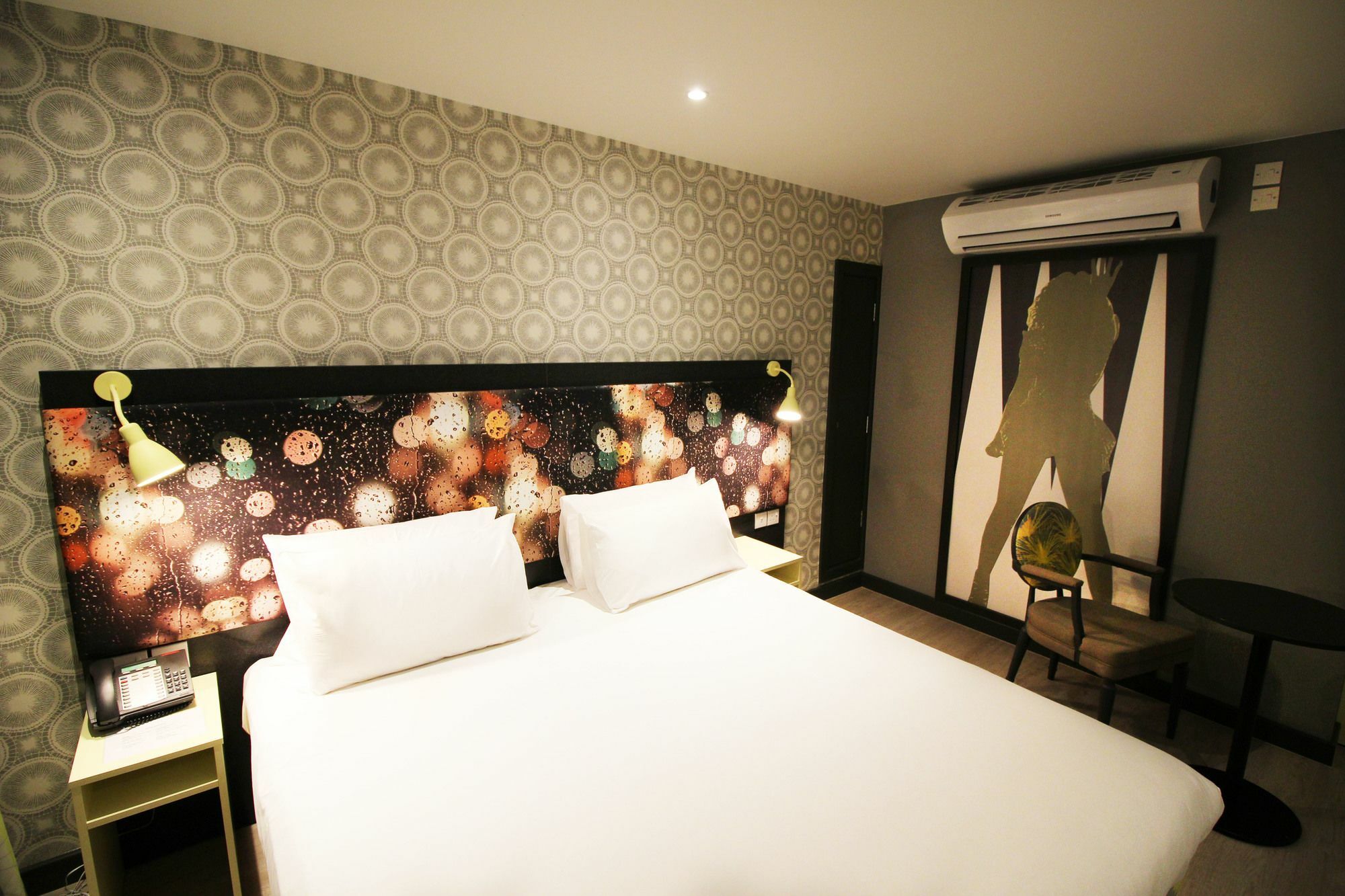 Western Wembley 4*