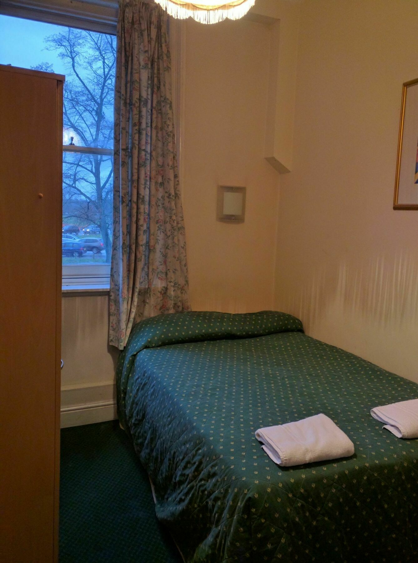 Guest house A To B London