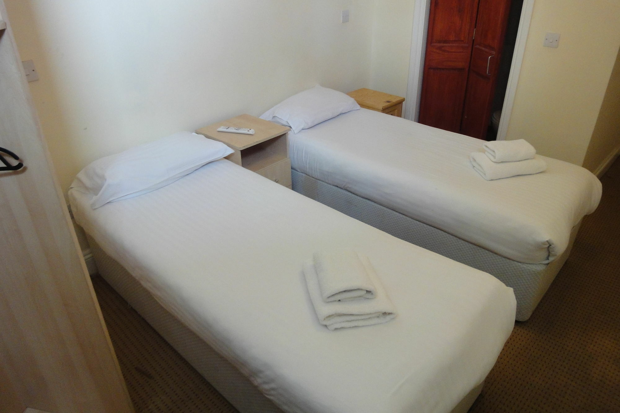 Apartment Dylan Earls Court London
