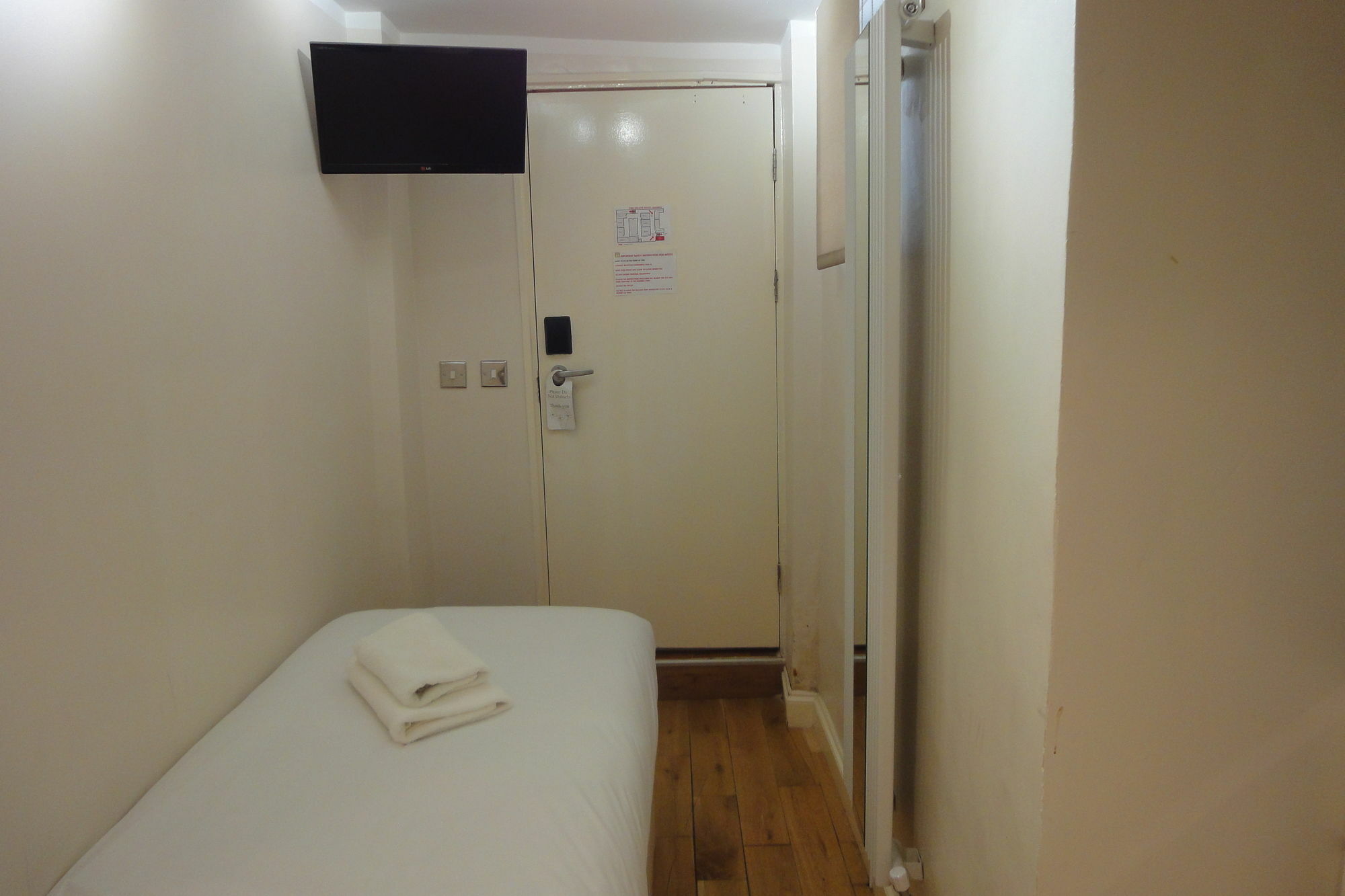 Apartment Dylan Earls Court *