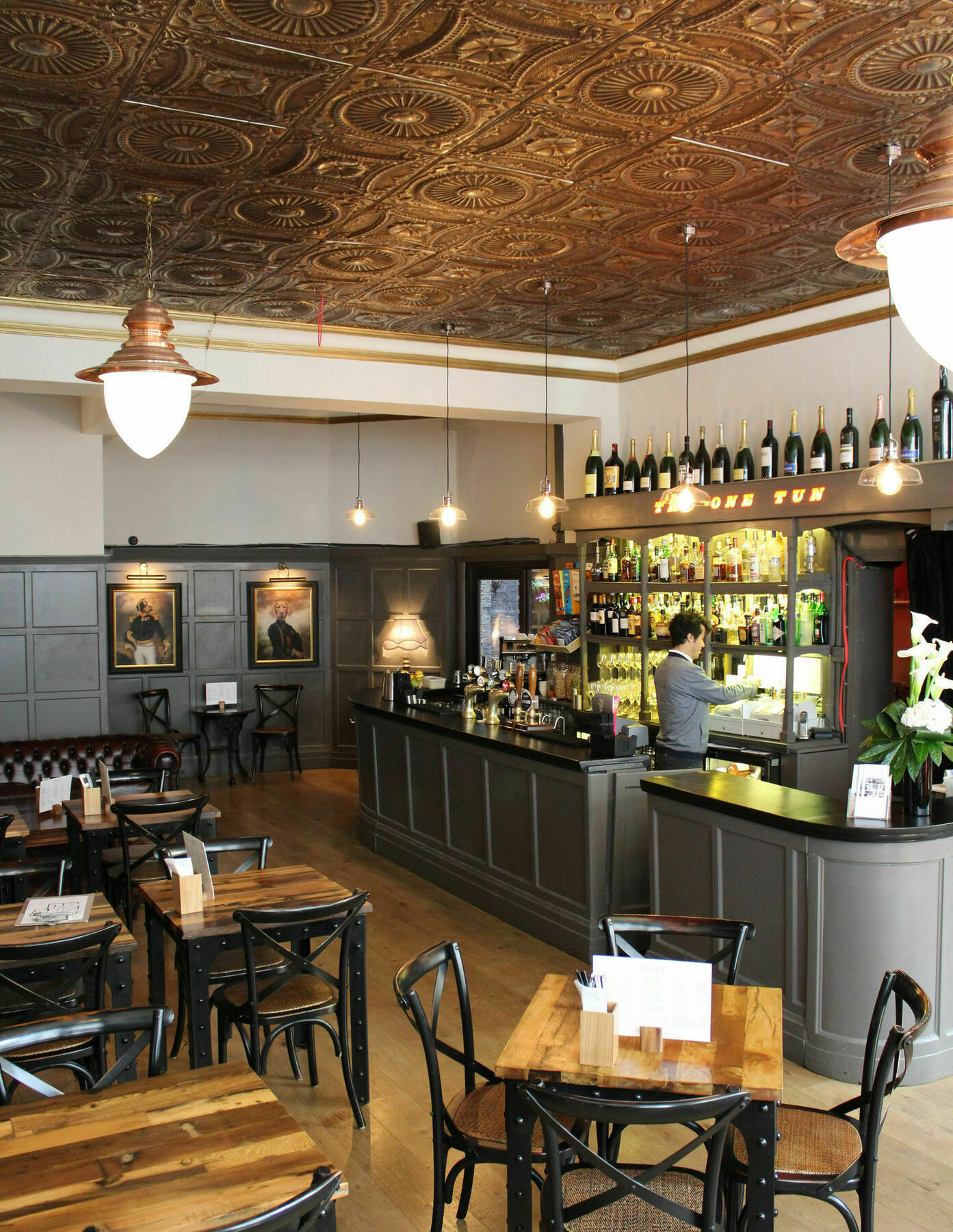 The One Tun Pub & 4*