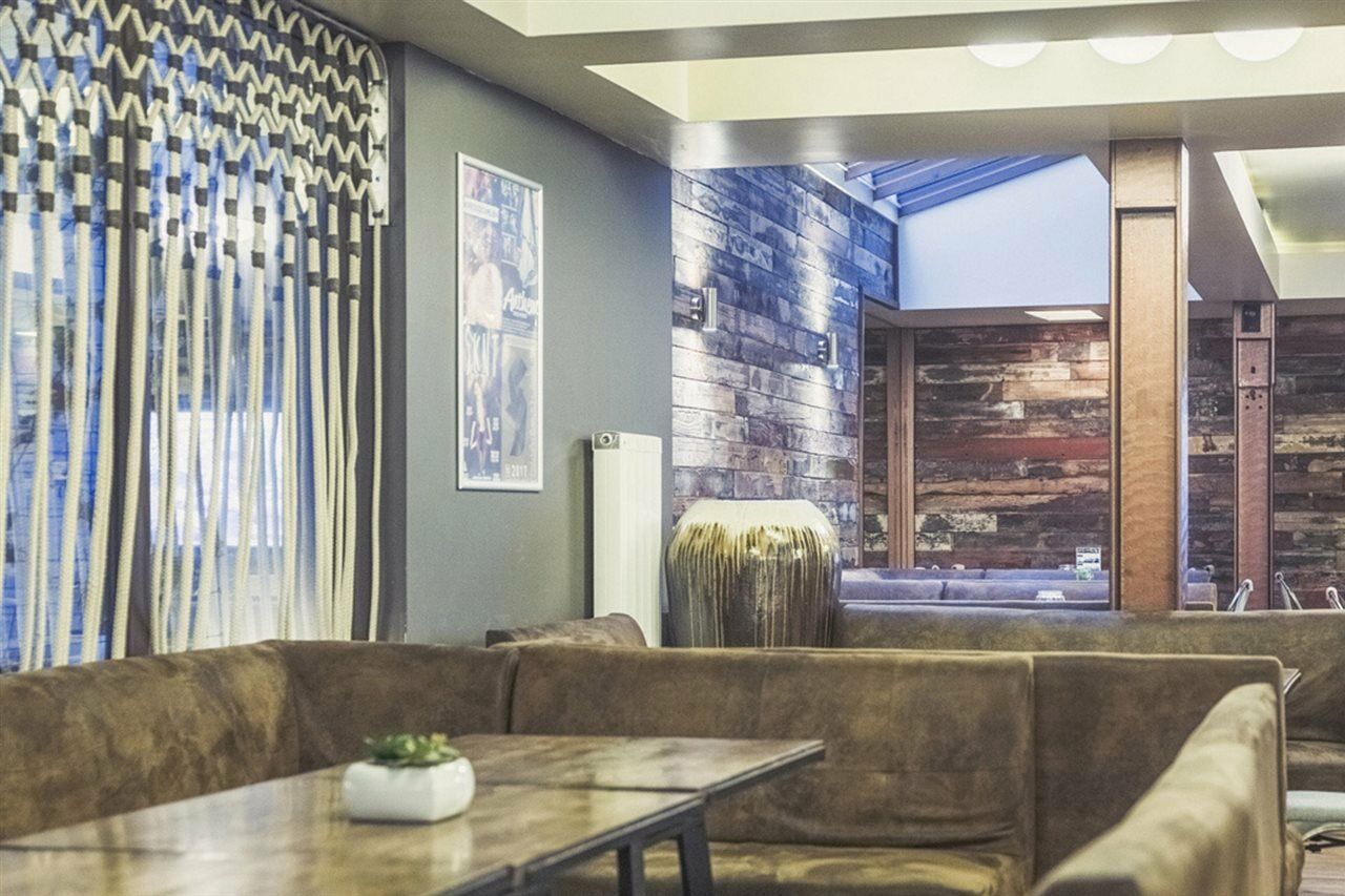 Hostel The Club @ Willesden London
