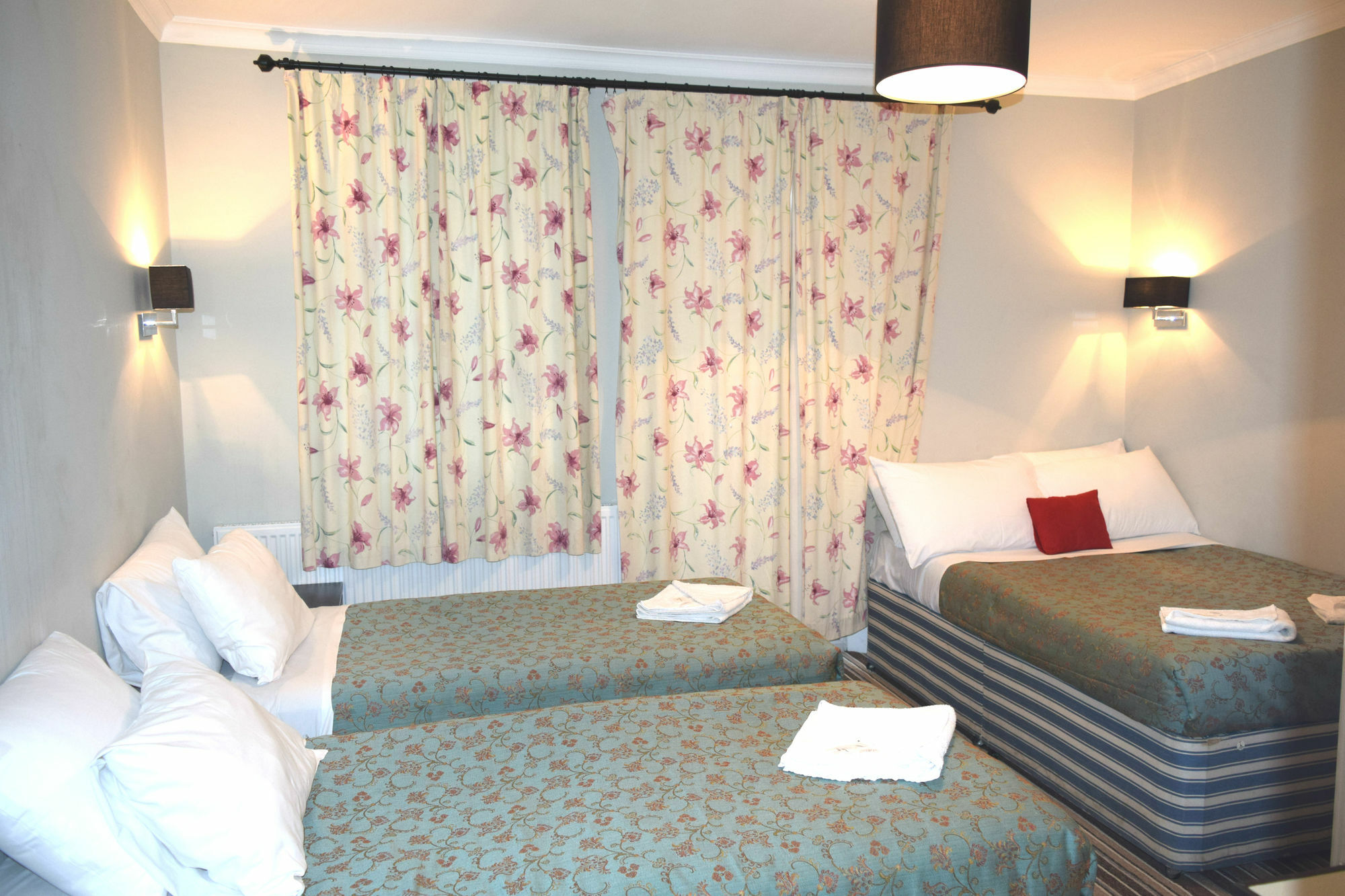 Hotell Plaza 2*