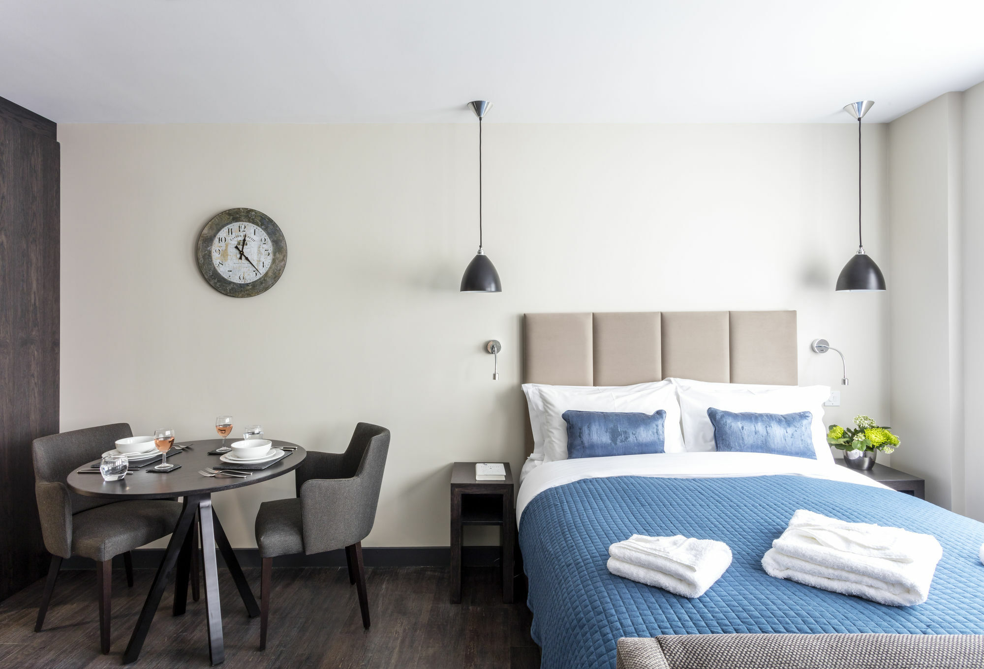 Apartahotel Cove Cannon Street 4*