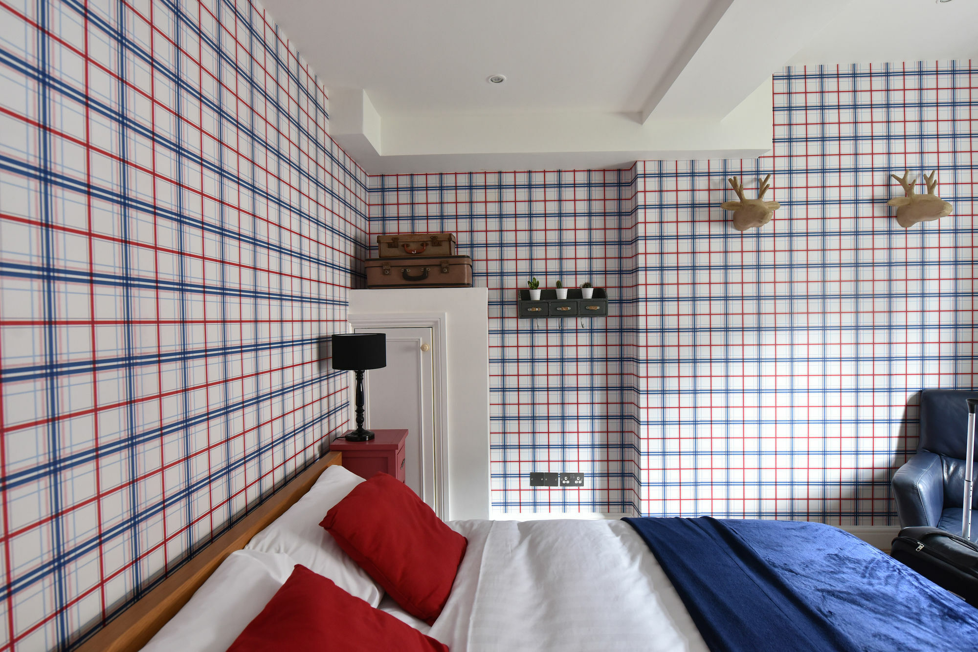 Monopoly Accommodations * London