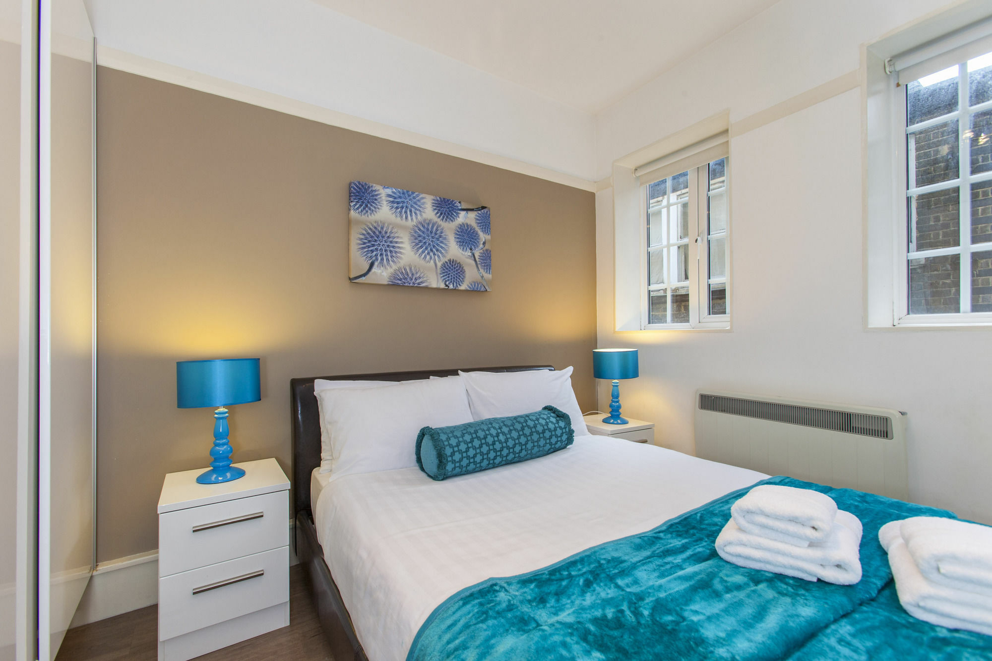 Club Living - Liverpool St. *