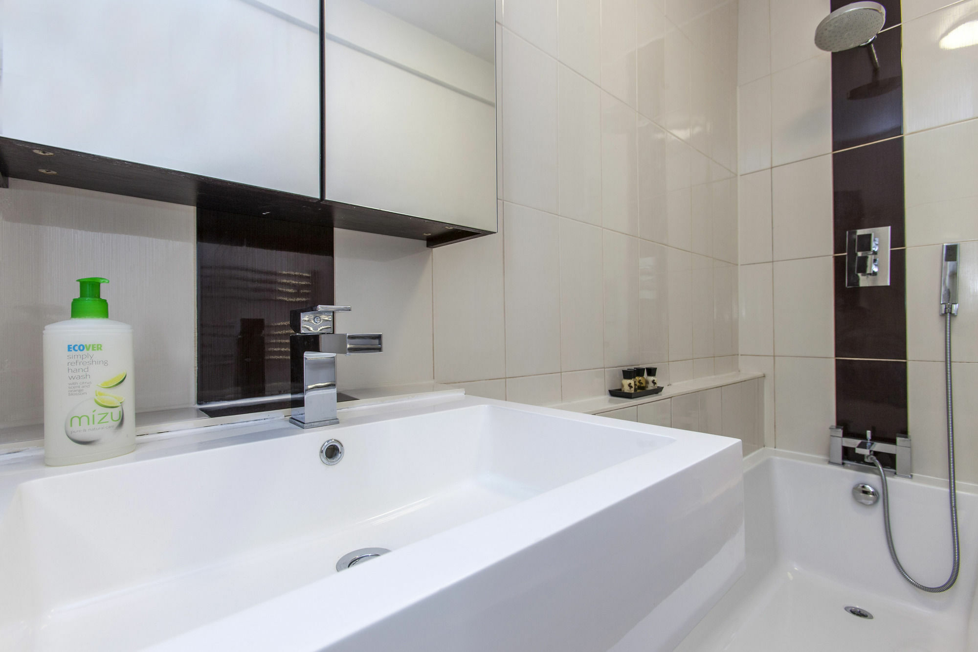 Club Living - Liverpool St. Apartment London