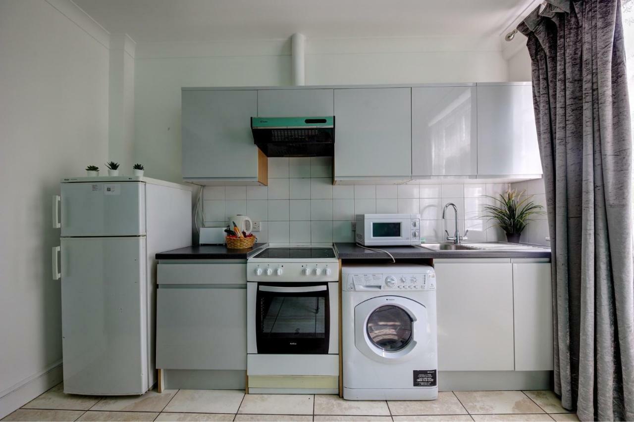 Bayswater Apartments Apartment