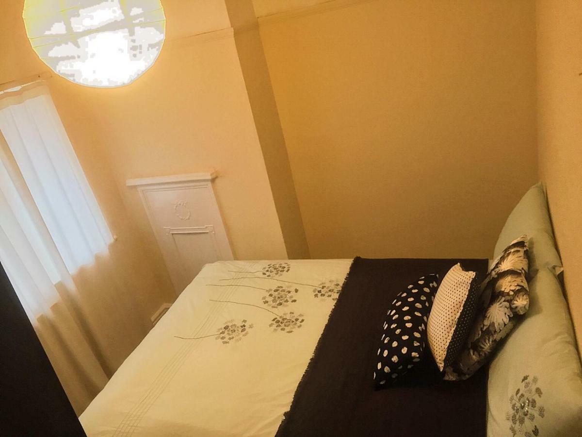 Guest house North London
