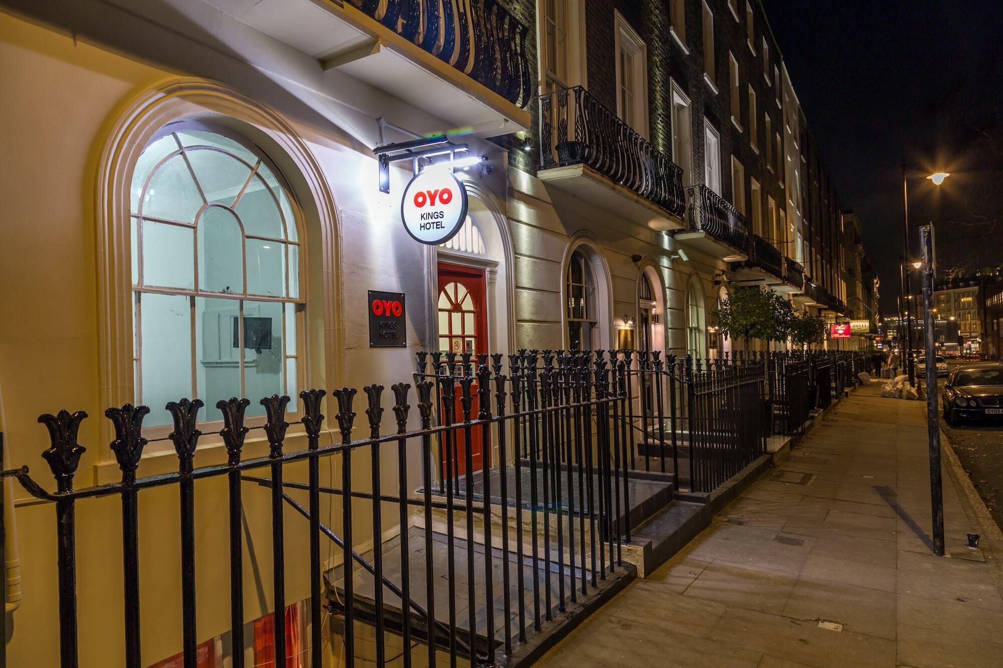 Hotel Oyo Kings Hotel 3*