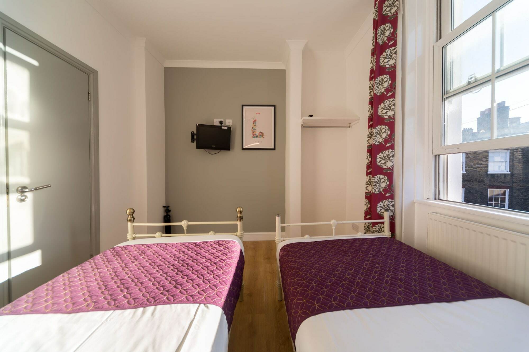 Oyo Kings Hotel Hotel