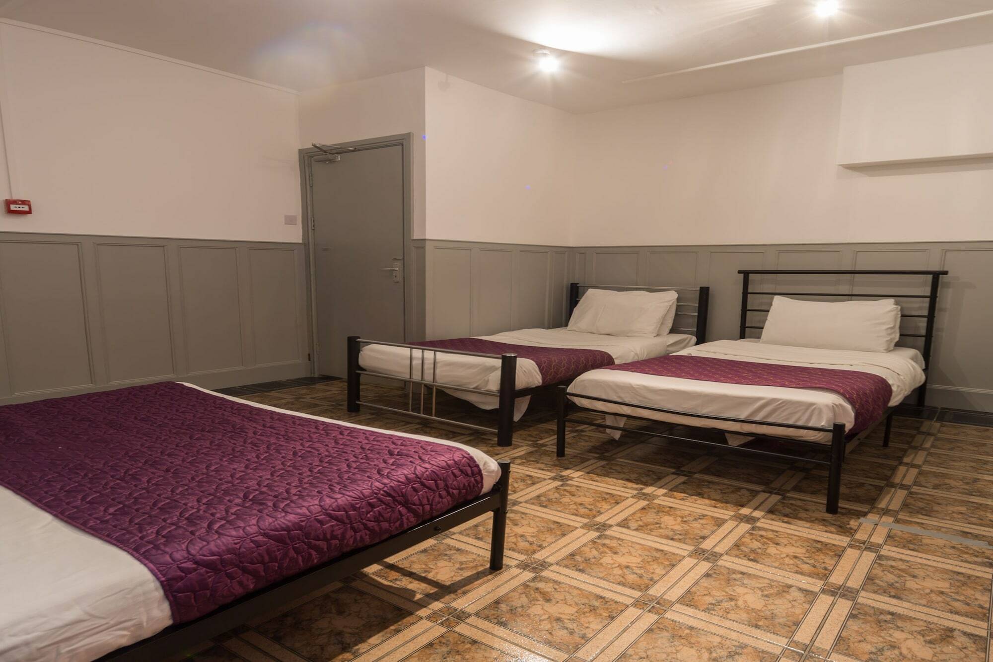 Hotel Oyo Kings Hotel 3*