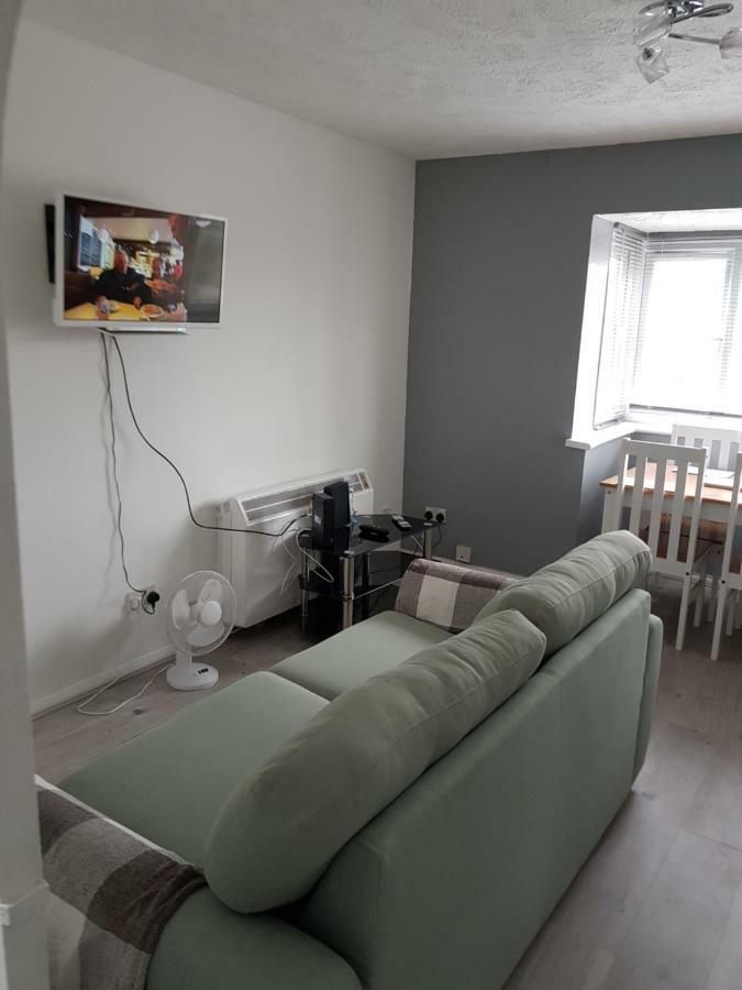 Apartment 1 Bedroom Ponders End London