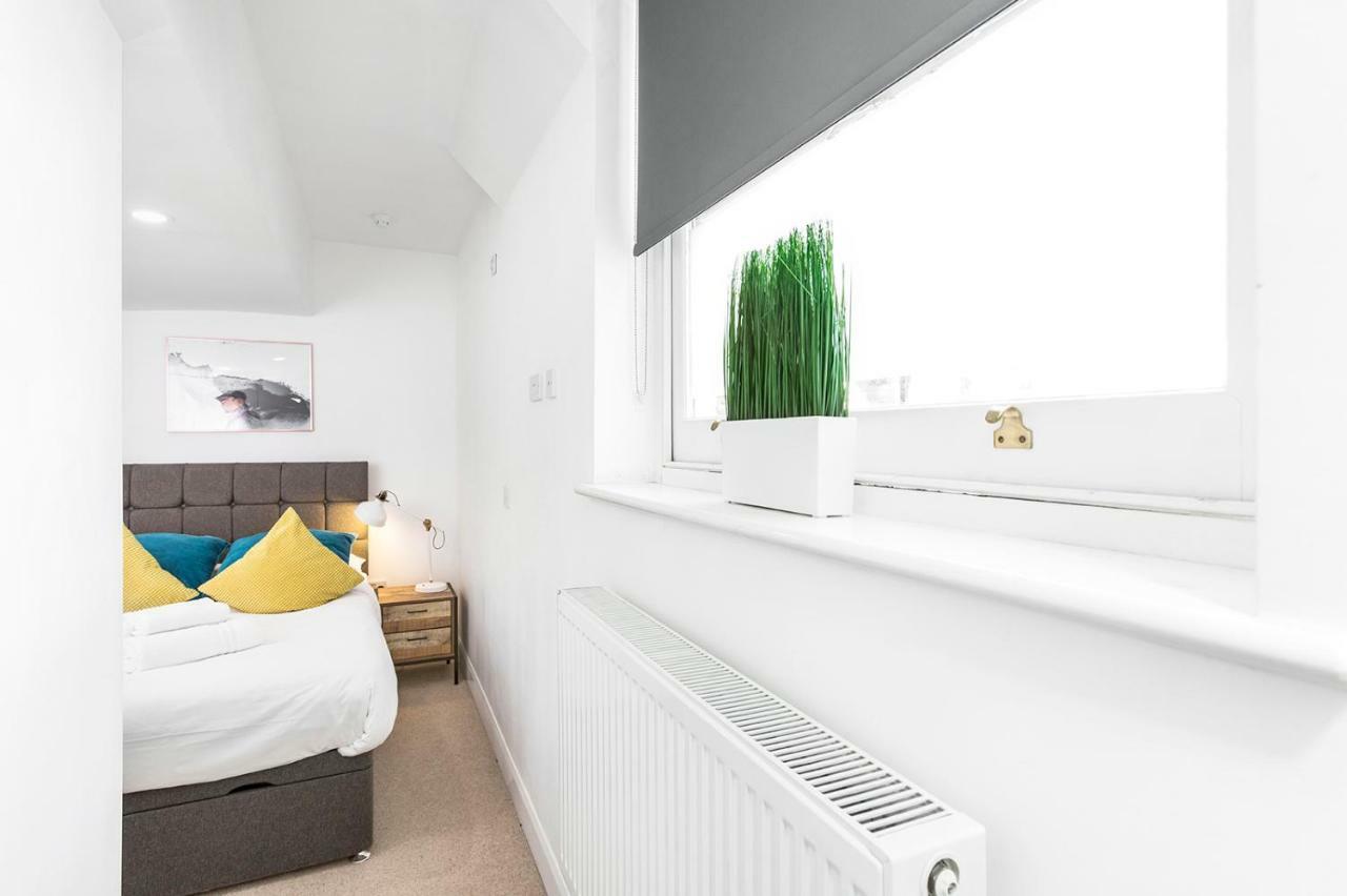 Prime. Vision. Living. * London