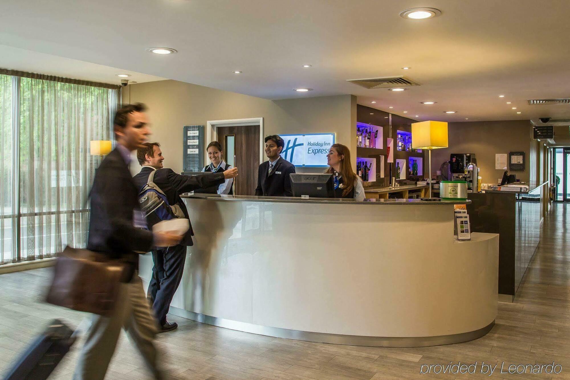 Express Earls Court By Ihg Hotell London